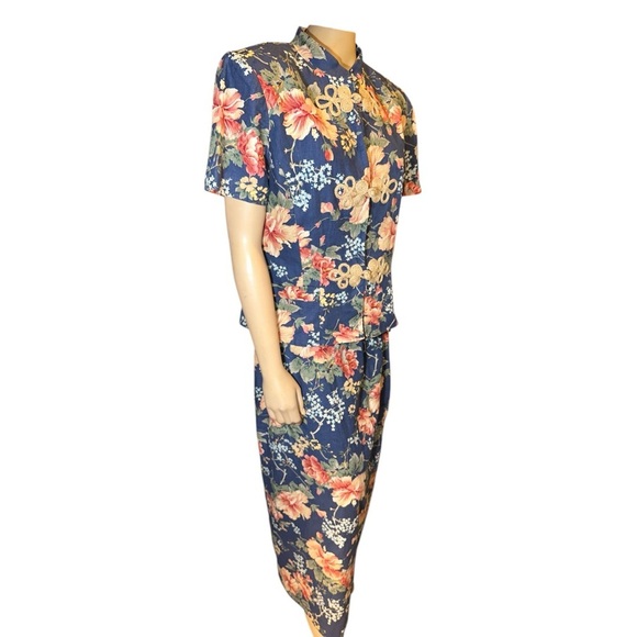 Vintage 80’s Donna Morgan women’s , timeless floral 2 piece skirt suit size 12 - Picture 7 of 16